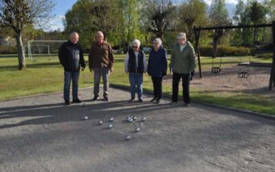 Boulespele på hyttbacken onsdagar 17:00 – 19:00 Välkomna